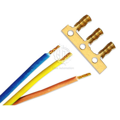 เครื่อง Crimping เชื่อมต่อฟันฉลามควบคุม PLC อัตโนมัติ