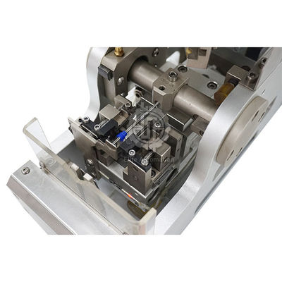 0.5-0.7Mpa เครื่องจีบแบบกึ่งอัตโนมัติสำหรับซีลลวดยางใส่กำลังโหลด