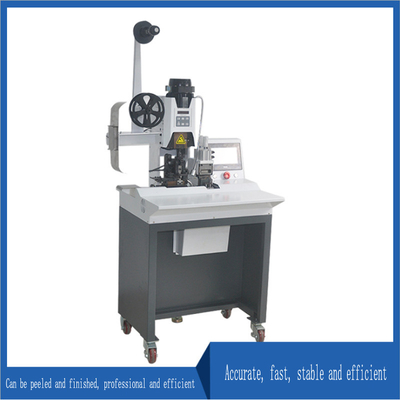 เครื่องตัดสายรัดอัตโนมัติ 1-30 รอบต่อนาทีสำหรับม้วนเทปเวลโคร / ริบบิ้น